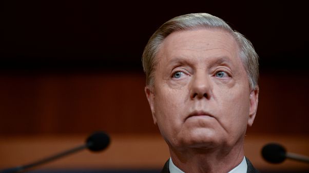 Senatör Graham'dan Suriye'de hava gücü ve Kürtlere petrol geliri açıklaması Senatör Graham'dan Suriye'de hava gücü ve Kürtlere petrol geliri açıklaması