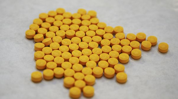 "Crise des opiacés" aux Etats-Unis : un accord négocié avant le grand procès "Crise des opiacés" aux Etats-Unis : un accord négocié avant le grand procès