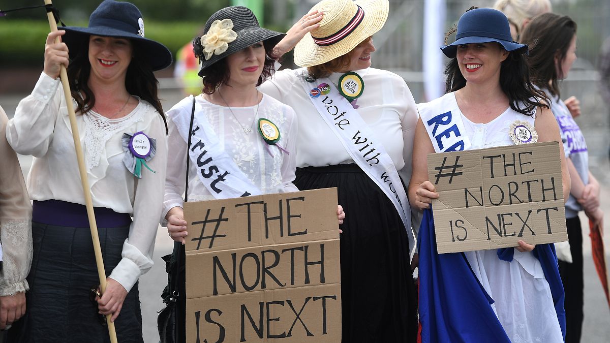 Nordirland: Gesetze zur Abtreibung und gleichgeschlechtlichen Ehe ändern sich um Mitternacht