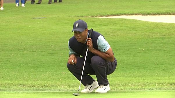 Golf: Tiger Woods acclamato in Giappone Golf: Tiger Woods acclamato in Giappone