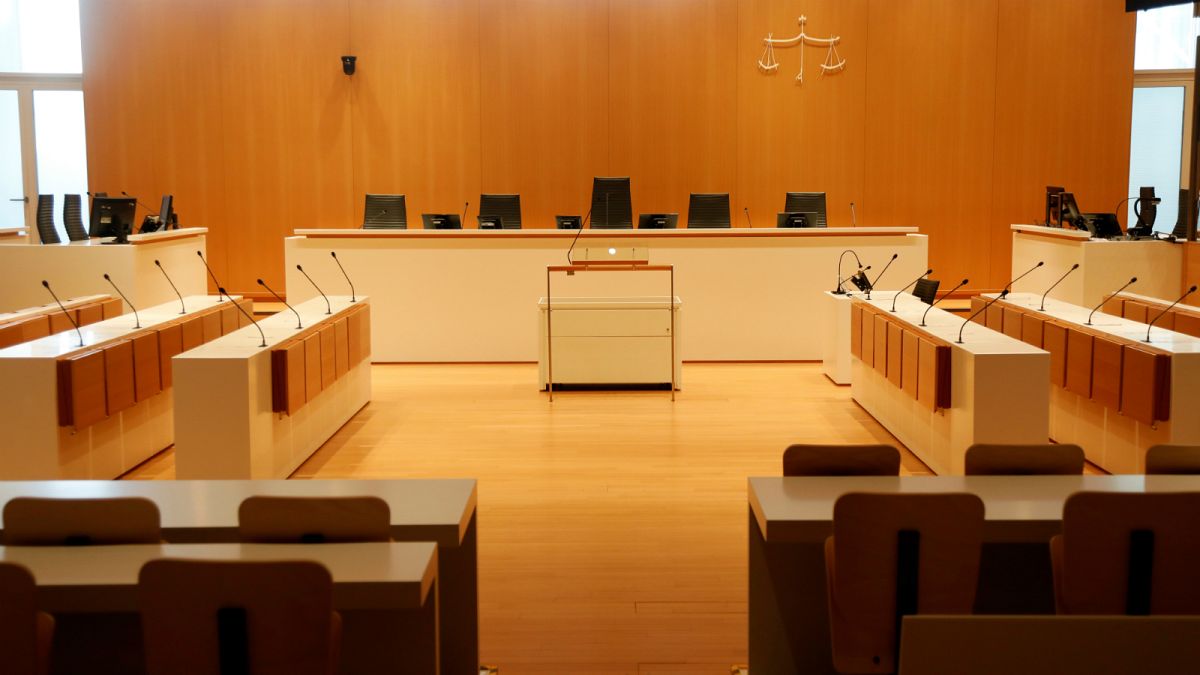 قاعة المحكمة في باريس- أرشيف رويترز
