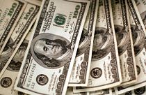 افزایش شتاب کاهش نرخ دلار؛ خبر گشایش ارزی میان ایران و امارات حذف شد