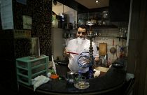 Suudi Arabistan'da nargile servis eden restoranlarda faturaya yüzde 100 vergi