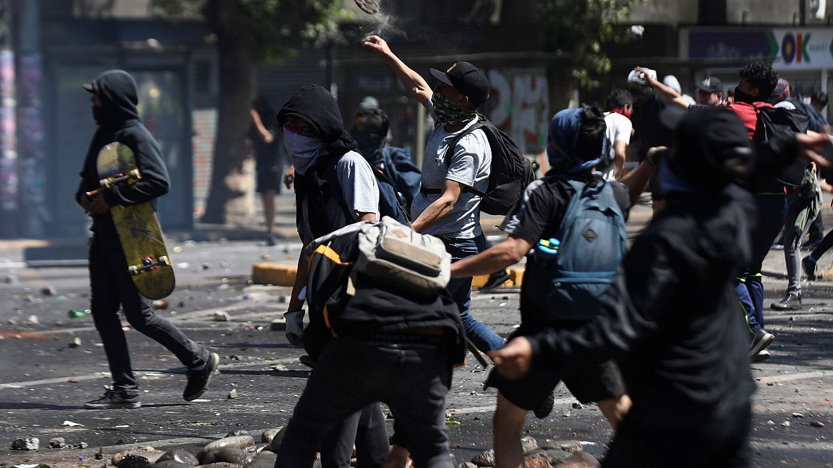 Şili Devlet Başkanı Pinera'dan ülkedeki protestolara "yeni toplum sözleşmesi" vaadi