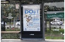 Konya'da "Yahudi ve Hristiyanları dost edinmeyin" afişleri gelen tepkiler üzerine kaldırılıyor