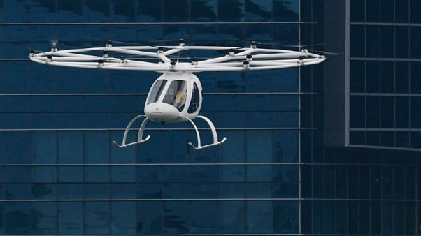 Geleceğin taksileri uçmaya başladı: Volocopter'den Singapur'da ilk test Geleceğin taksileri uçmaya başladı: Volocopter'den Singapur'da ilk test