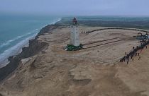 Absturzgefahr: Dänischer Leuchtturm muss 70 Meter umziehen