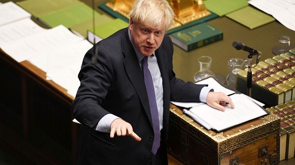 Primeiro-ministro britânico sofre pesado revés logo após um pequeno triunfo Primeiro-ministro britânico sofre pesado revés logo após um pequeno triunfo