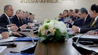 السيسي يلتقي بوتين في سوتشي خلال فعاليات أول قمة إفريقية -روسية