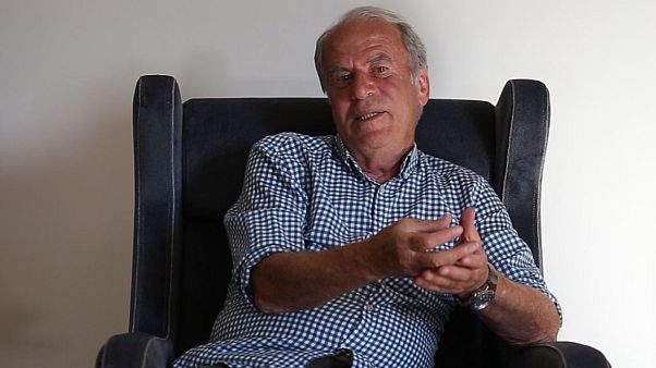 Traktör Teknik Direktörü Mustafa Denizli Euronews Türkçe'ye konuştu: Türkiye'de futbol ortamı beni tatmin etmiyor Traktör Teknik Direktörü Mustafa Denizli Euronews Türkçe'ye konuştu: Türkiye'de futbol ortamı beni tatmin etmiyor