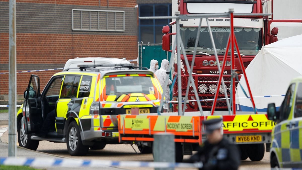 در یک کامیون در شرق لندن ۳۹ جسد پیدا شد
