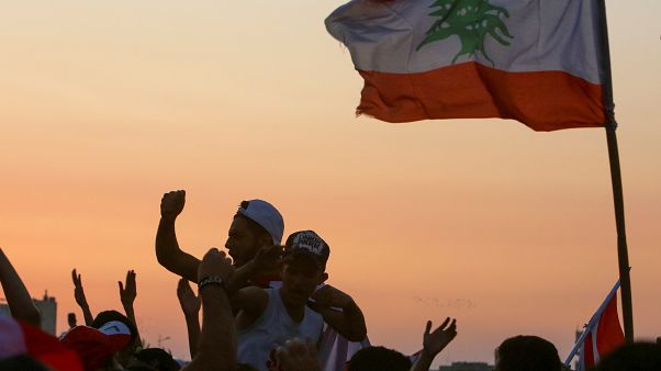 رئيس مجلس النواب اللبناني: البلد لا يحتمل البقاء معلقا ونخشى من الفراغ رئيس مجلس النواب اللبناني: البلد لا يحتمل البقاء معلقا ونخشى من الفراغ