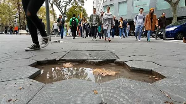 Η Βαρκελώνη μετά τις ταραχές Η Βαρκελώνη μετά τις ταραχές