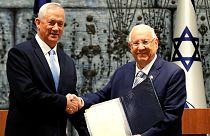 رقیب نتانیاهو از سوی رئیس جمهوری اسرائیل مامور تشکیل دولت شد