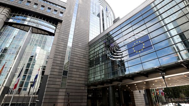 A Fidesz egyelőre nem tud a biztosi poszt lehetséges cseréjéről A Fidesz egyelőre nem tud a biztosi poszt lehetséges cseréjéről