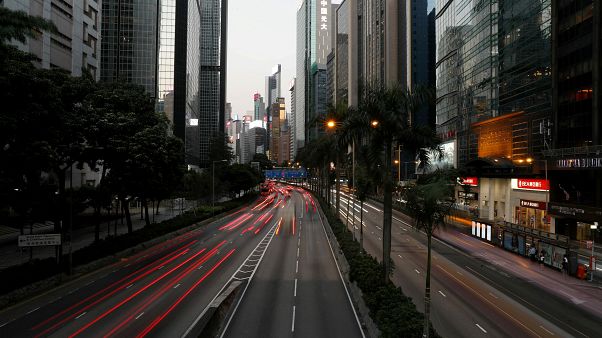 Hong Kong'da bir milyarder otomobiline park yeri almak için 1 milyon dolar ödedi Hong Kong'da bir milyarder otomobiline park yeri almak için 1 milyon dolar ödedi
