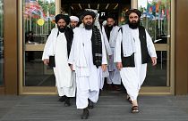 رونمایی از عکس‌های بَزَک کرده مردان طالبان