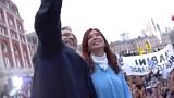 Cristina Fernández contra el neoliberalismo, Macri contra los espejismos