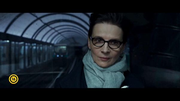 Szerelemre kattintva - Juliette Binoche jutalomjátéka Szerelemre kattintva - Juliette Binoche jutalomjátéka