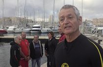 Limpeza local e mundial dos mares apoiada pela UE