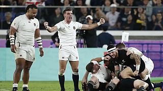 Inglaterra gana a los All Blacks en el Mundial de Rugby