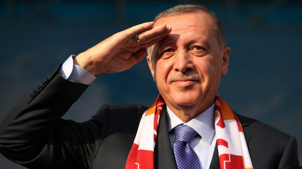 نشریه فرانسوی اردوغان را «نابودگر» خواند؛ آنکارا لوپوئن را به دادگاه می‌کشاند 