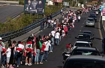 دهمین روز اعتراضات لبنان؛ زنجیرۀ انسانی معترضان در سراسر کشور