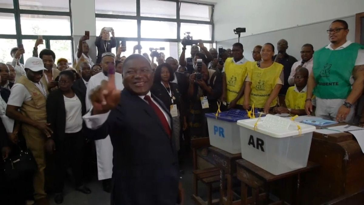 Filipe Nyusi reeleito como Presidente de Moçambique