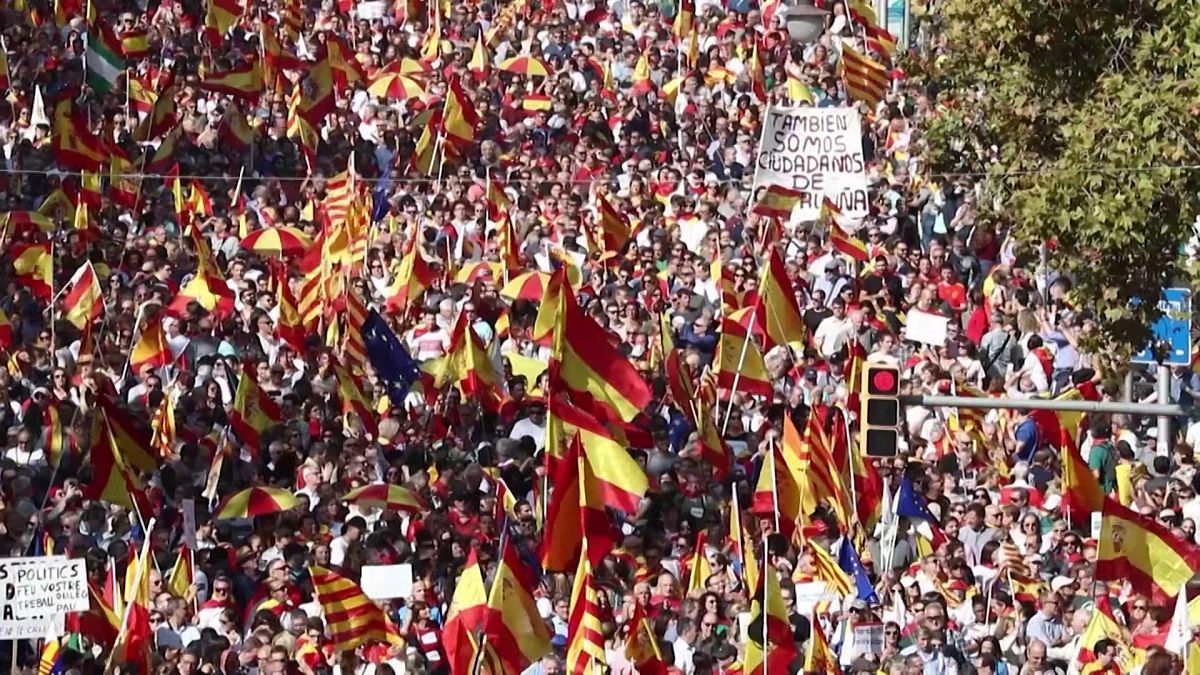 A katalán függetlenség ellen tüntettek Barcelonában