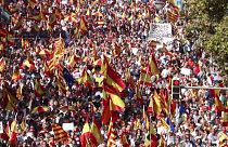 Katalonya'da bu kez bağımsızlık karşıtları gösteri yaptı: 'Sokaklar bize de ait'