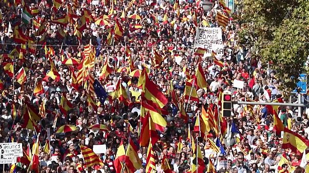 A katalán függetlenség ellen tüntettek Barcelonában A katalán függetlenség ellen tüntettek Barcelonában