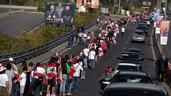 Una cadena humana como forma de indignación en el Líbano Una cadena humana como forma de indignación en el Líbano