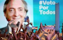 Vuelve el peronismo: euforia en la calle y temblor en la banca