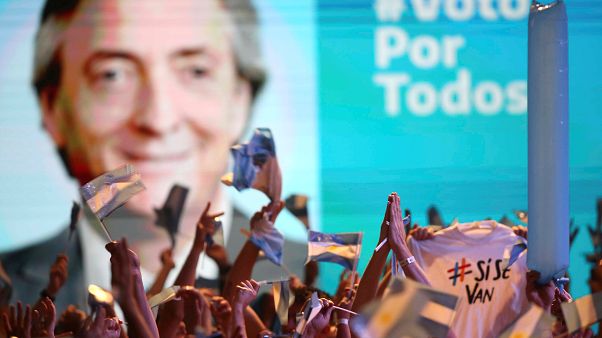 Vuelve el peronismo: euforia en la calle y temblor en la banca Vuelve el peronismo: euforia en la calle y temblor en la banca