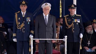 Ο Πρόεδρος της Δημοκρατίας Προκόπης Παυλόπουλος παρακολουθεί την παρέλαση, στη Θεσσαλονίκη