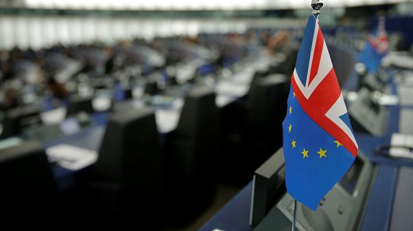 União Europeia, a 27, revela acordo para adiamento do divórcio com o Reino Unido União Europeia, a 27, revela acordo para adiamento do divórcio com o Reino Unido