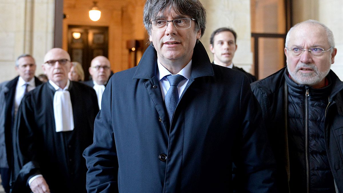Elhalasztották Puigdemont kiadatási tárgyalását