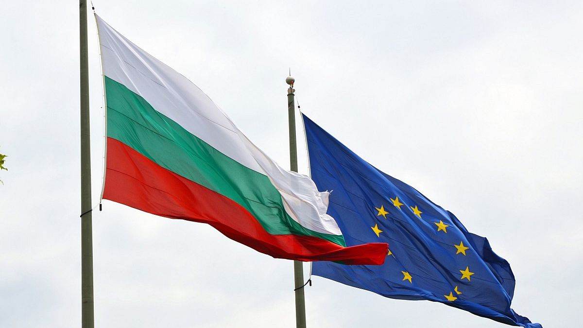 Bulgaristan casusluk şüphelisi Rus diplomata ülkeyi terk etmesi için 24 saat verdi