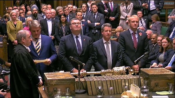 Britisches Unterhaus stimmt für Neuwahl am 12. Dezember Britisches Unterhaus stimmt für Neuwahl am 12. Dezember