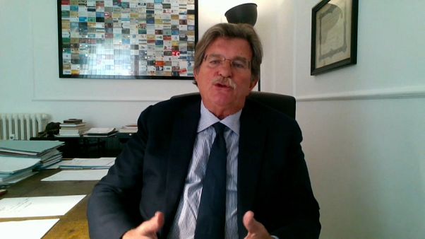 L'ultimo chiuda la porta - al gran ballo della finanza, l'ultimo che compra è perso L'ultimo chiuda la porta - al gran ballo della finanza, l'ultimo che compra è perso