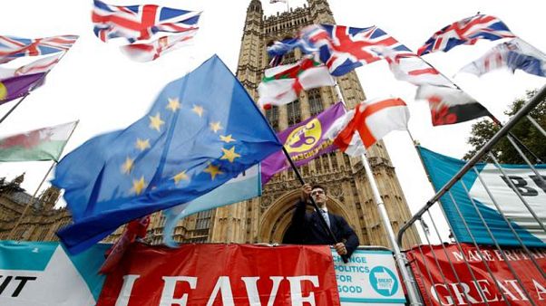 Brexit'in kaderini belirleyecek olan erken genel seçim yolda: Anketler ve bahisler ne yönde? Brexit'in kaderini belirleyecek olan erken genel seçim yolda: Anketler ve bahisler ne yönde?