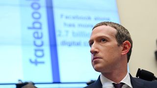 Facebook paga multa atribuída à Cambridge Analytica