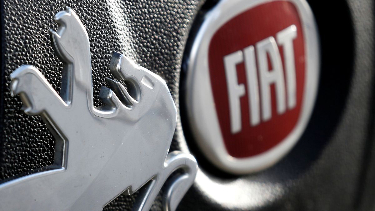 Donas da Fiat e Chrysler, Peugeot e Citroën estão a negociar possível fusão