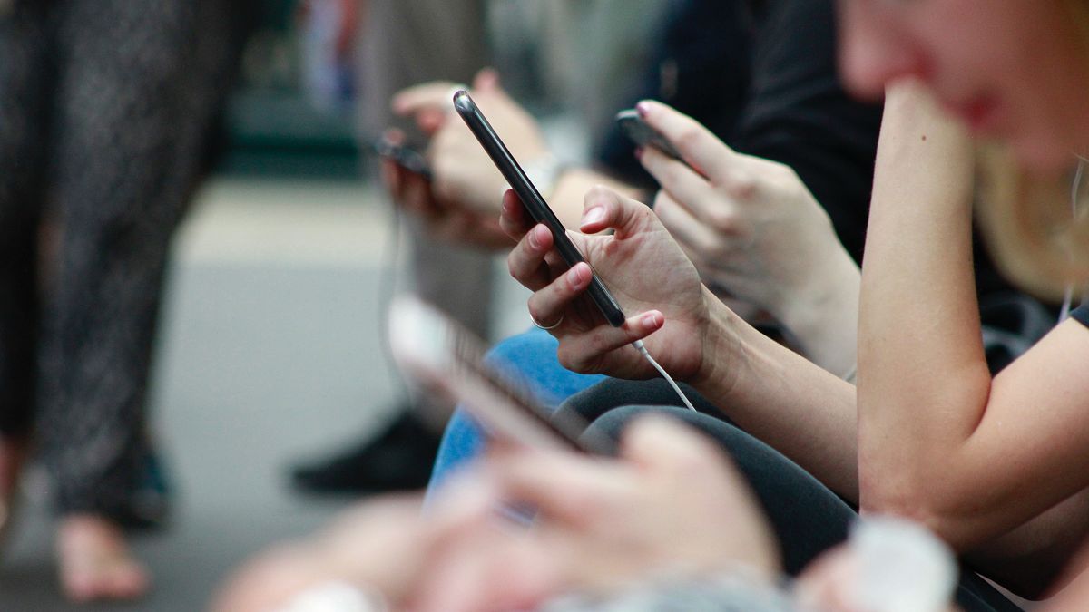 Inicia un rastreo de millones de teléfonos móviles en España para un estudio sobre mobilidad
