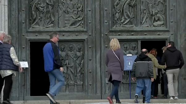 Auch nach der Umbettung: Franco-Mausoleum bleibt populär Auch nach der Umbettung: Franco-Mausoleum bleibt populär