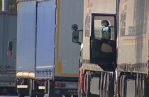 Μετανάστες βρέθηκαν ζωντανοί μέσα σε φορτηγό στο Βέλγιο