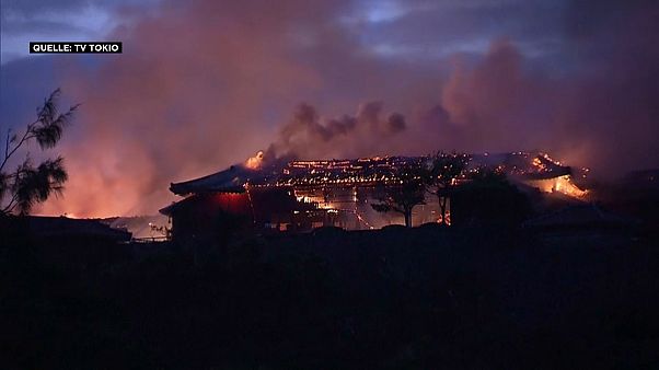 Un incendio destroza el castillo japonés de Shuri Un incendio destroza el castillo japonés de Shuri