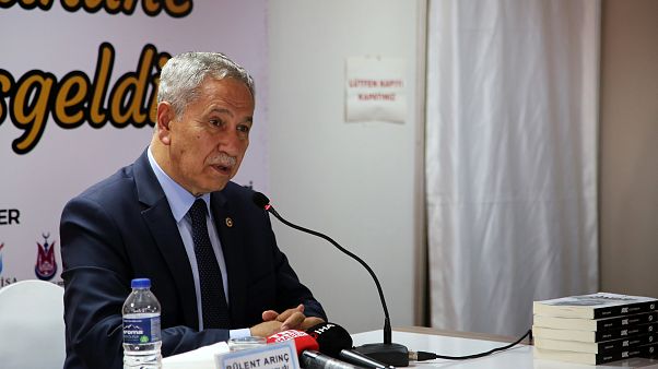 Cumhurbaşkanlığı Yüksek İstişare Kurulu (YİK) Üyesi Bülent Arınç Cumhurbaşkanlığı Yüksek İstişare Kurulu (YİK) Üyesi Bülent Arınç