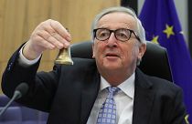  Lejár Juncker mandátuma, de marad