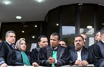 قضاة وأعضاء النيابة العامة خلال احتجاج في الجزائر العاصمة- أرشيف رويترز